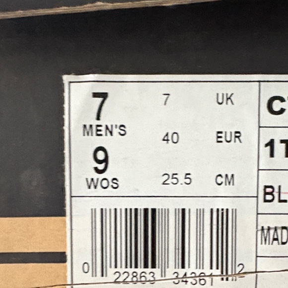 Converse All Star Distressed Low Top Sneakers - Picture 2 of 8